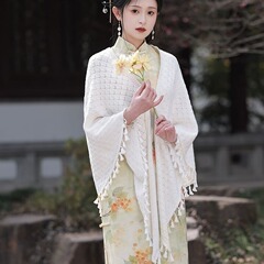 チャイナドレスとショール付きの中空デザイン、多用途な中国風エスニックスタイル、夏用薄手で暖かいタッセル付き、レトロで西洋風