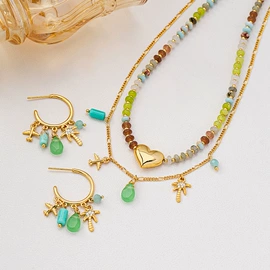 项链;耳环;手链