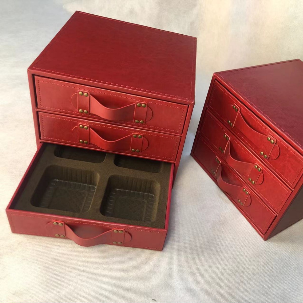 红色三层月饼盒PU皮手提红酒月饼包装盒中秋送礼礼品盒印酒店LOGO