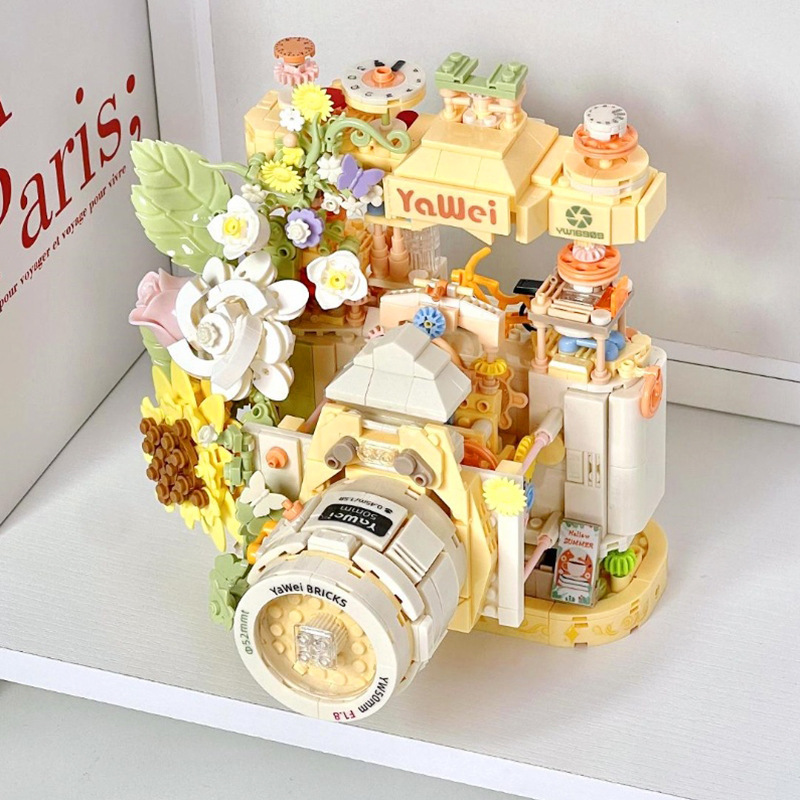 Building block flower camera model, adult version, high-value and ethereal, perfect as a birthday gift, Valentine's Day gift, or a new 2025 model for best friends.