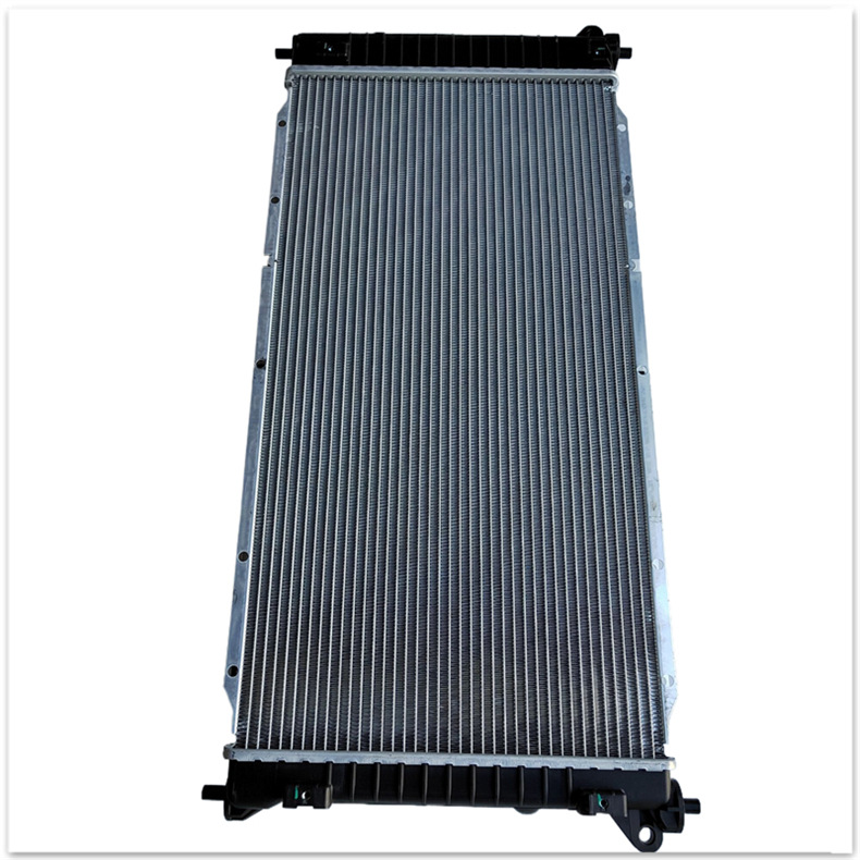 2131034620 2131034224 is suitable for Ssangyong Korando radiator assembly water tank