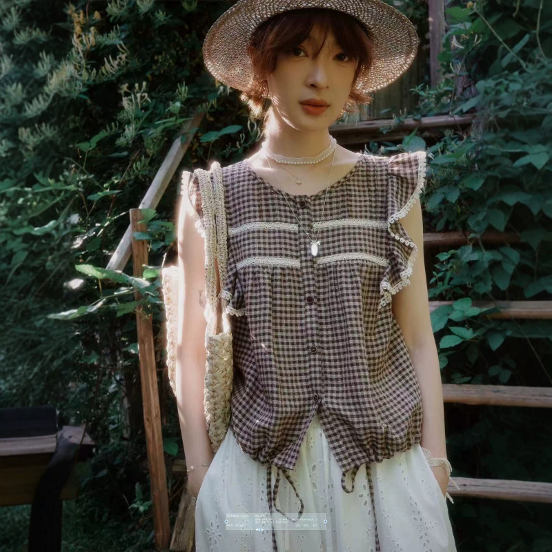 "White Sketch Original" "Iris Gin" High-Quality Linen-Cotton Blouse with Small Flutter Sleeves, French-Style Shirt for Women "White Sketch Original" "Iris Gin" High-Quality Linen-Cotton Blouse with Small Flutter Sleeves, French-Style Shirt for Women