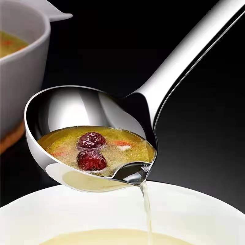 新しいキッチンステンレス鋼スプーン寮オイルフィルタースプーンザルスープスプーン家庭用食品グレードスプーンフィルター高外観|undefined