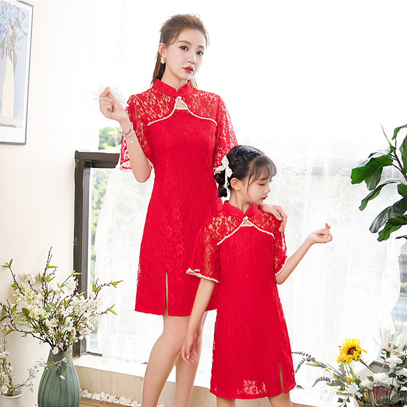 Vestido de padres e hijos vestido de verano vestido cheongsam de las mujeres 2023 nuevo vestido de niña de manga grande cheongsam de encaje de alta gama