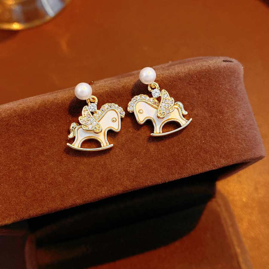 Oro verdadero eléctrico galvanis colgante de piedra pony pendientes collar ligero lujo nicho universal conjunto temperamento alta sensación de joyería mujer