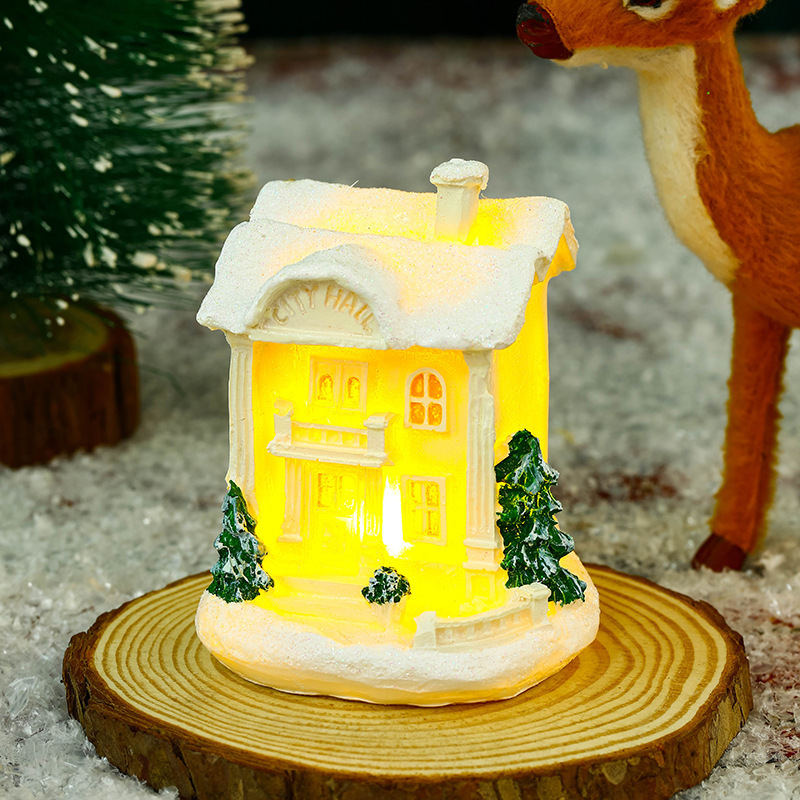 アマゾンの新しいクリスマス装飾樹脂の小さい家の小さい景観のクリスマスのアイデアの白い発光の小さい家のプレゼント|undefined