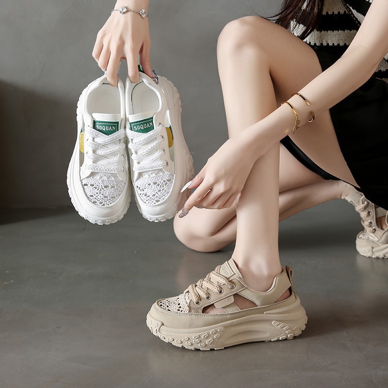 Pisar mierda sensación de fondo grueso hueco zapatos deportivos para mujeres verano 2025 nuevos zapatos casuales zapatos de malla transpirables suaves