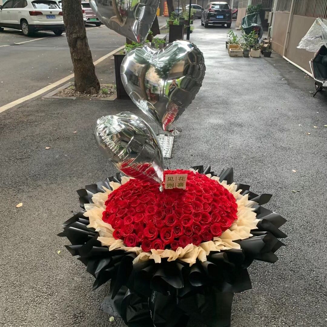 【깊은 사랑】장미 199송이 + 램프