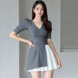 2023夏季新款韩版修身气质V领条纹拼接压褶裙时尚职业连衣裙