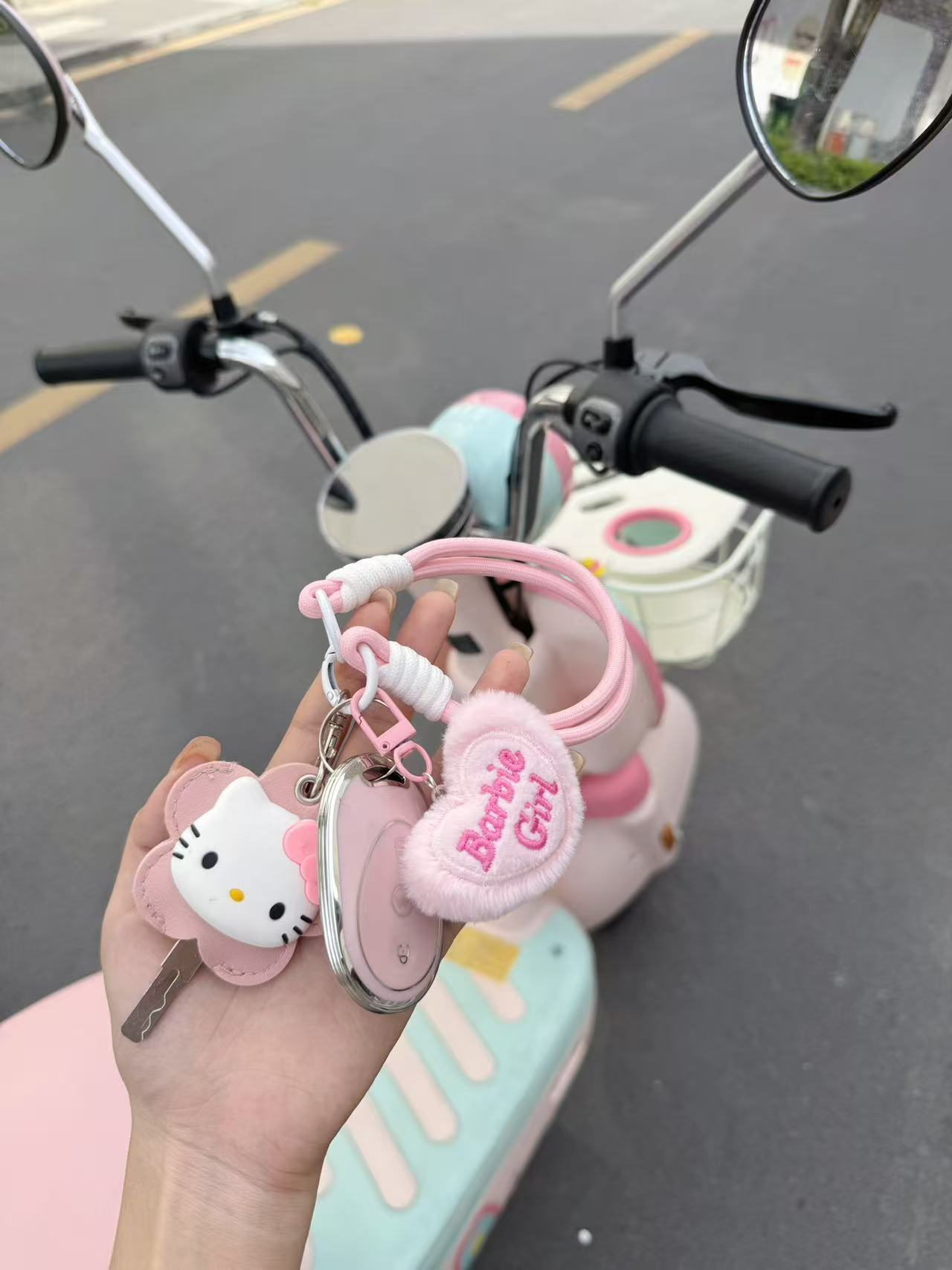 Suitable for Emma Electric Vehicle Key Cover Metaverse Play Metaverse Pro Luna Aiqi Aido Loves Q5 Key