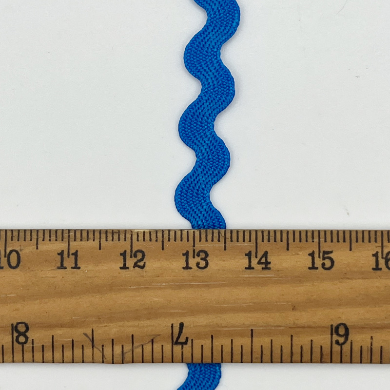 Spot al por mayor 5mm borde curvo color en forma de S encaje decoración de ropa accesorios de banda de onda