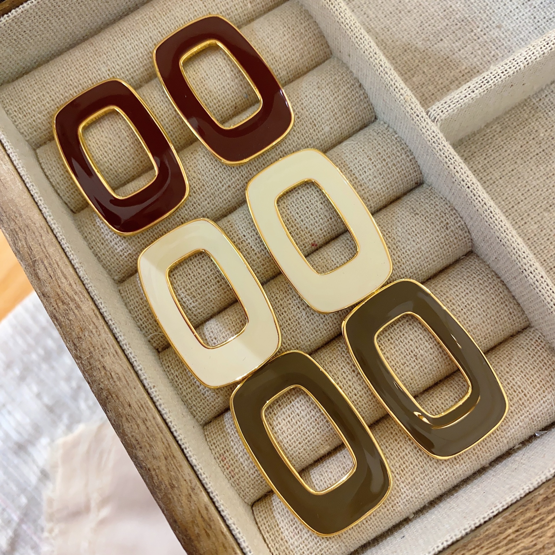 South Korea's Dongdaemun Metal Style Niche High-end Hollow Geometric Square Drip Glaze Versatile Fashion Earrings For Women