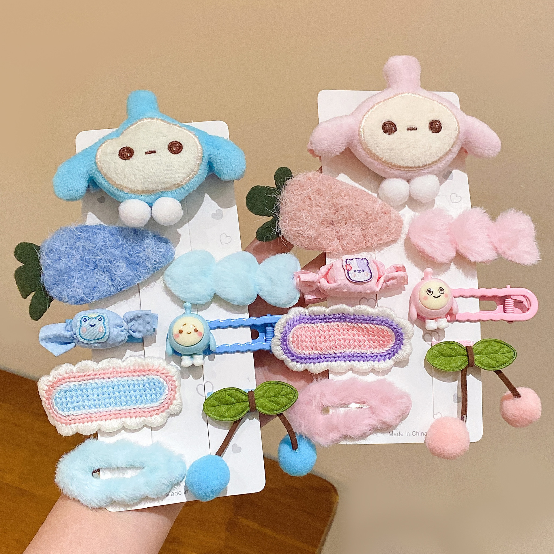 Cartoon hairgrip