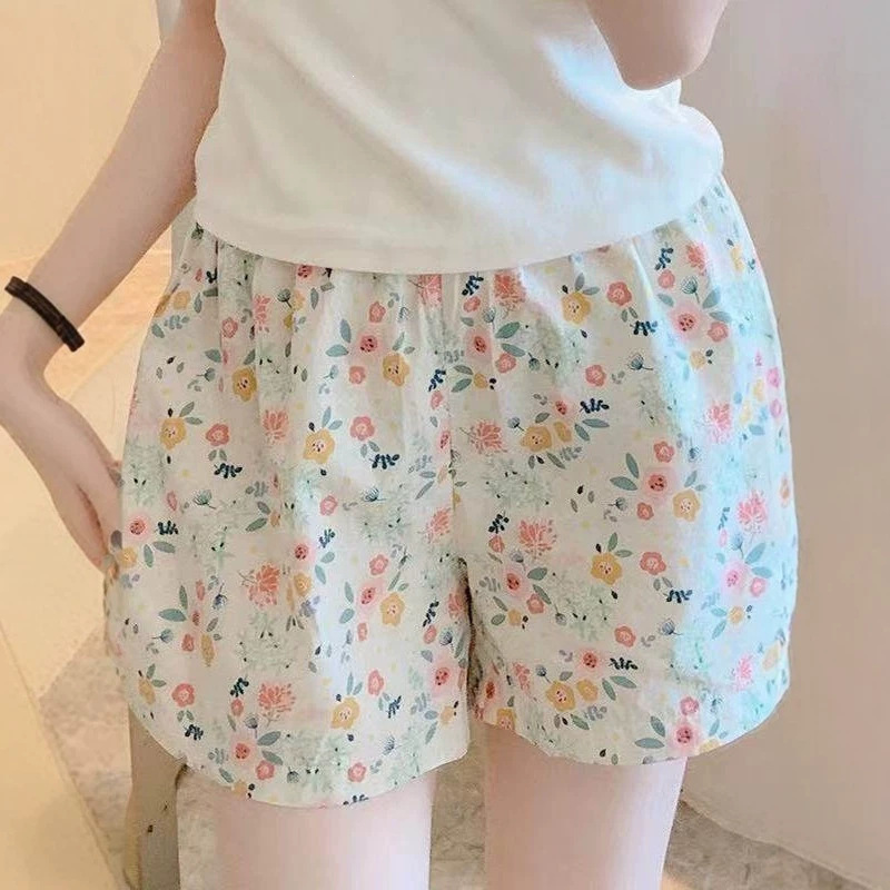 Women's ultra-thin cotton silk shorts, new summer style, loose and breathable, oversized beach shorts, home quarter-length pants, sleepwear