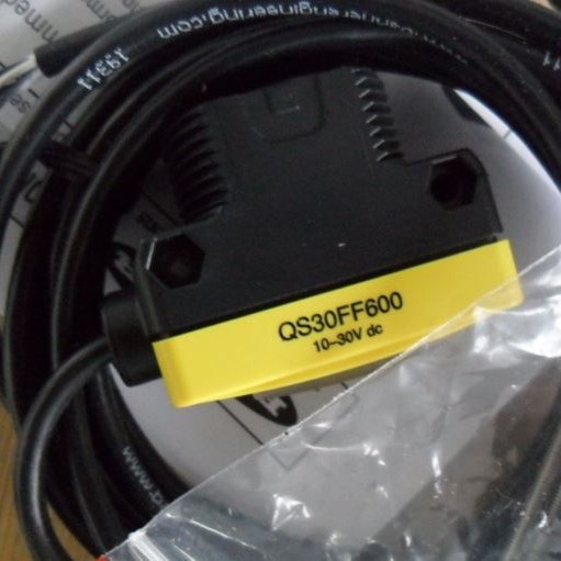 QS30EDV/QS30EDVQ直反式光电