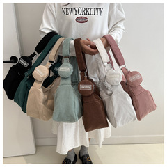 韓系簡約時尚個性百搭包包女包2024冬季新款條絨純色斜跨腋下包包