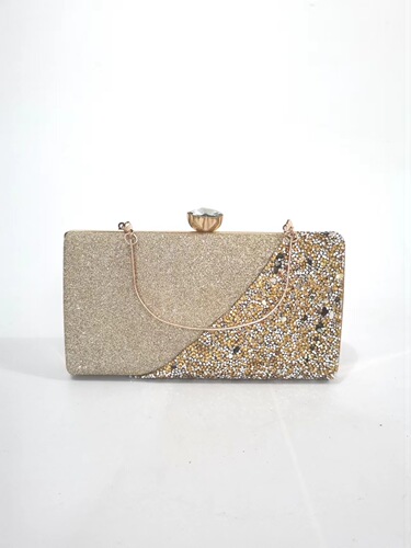 Simple and elegant shiny Grete fabric diamond-encrusted hand-held square-shaped dinner bag that can be carried diagonally across the hand