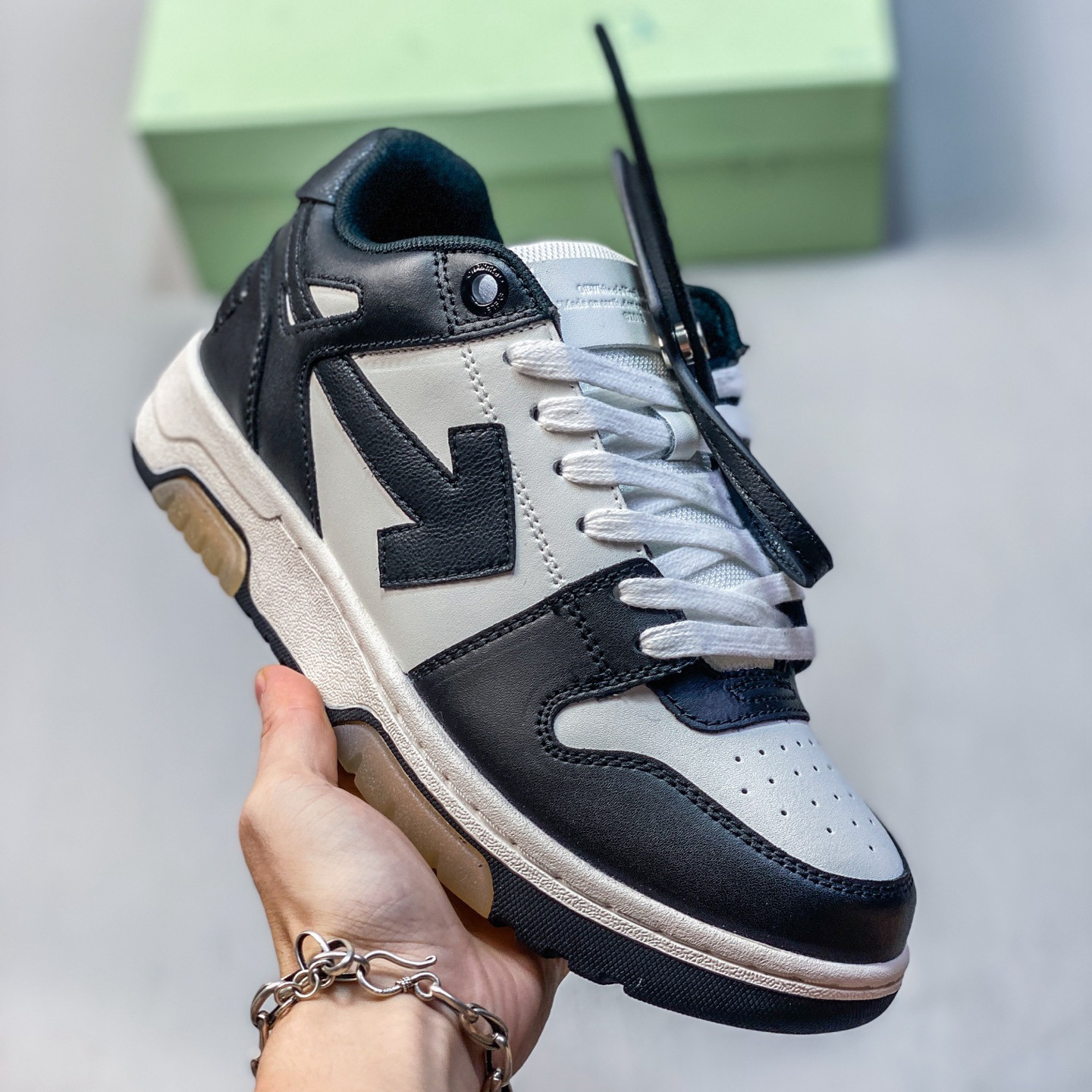 Zapatos de skate de alta calidad OFF para hombres, zapatos deportivos casuales de tacones planos para mujeres, zapatos de moda europeos y estadounidenses