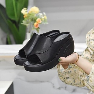plus size summer height increasing women's sandals Korean fashion mother soft sole shoes sandals muffin sandals fashion