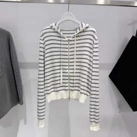 2026春季新款女装宽松休闲白色条纹连帽针织开衫女上衣4H2131151