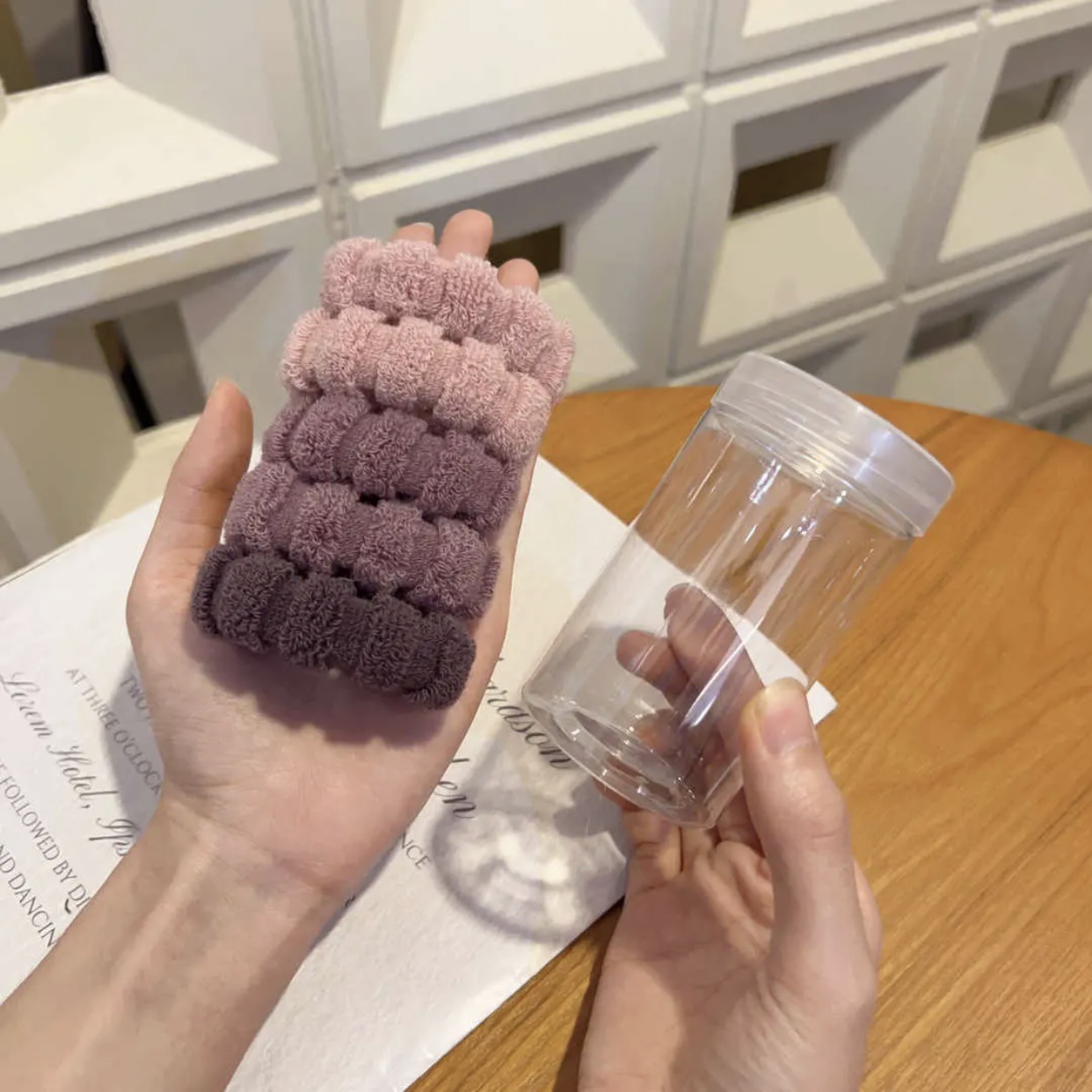 Diadema sin costuras tocado accesorios para el cabello banda para el cabello estilo coreano femenino Cola de Caballo corbata pelo no duele banda de goma elástica pelo cuerda al por mayor