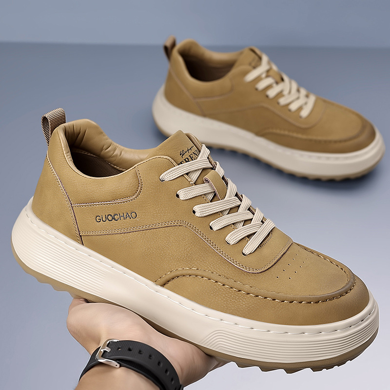 Primavera nuevas zapatillas de deporte zapatos de suela suave transpirables para hombre zapatos casuales para hombre deportes todo fósforo suela gruesa zapatos antideslizantes para hombre al por mayor