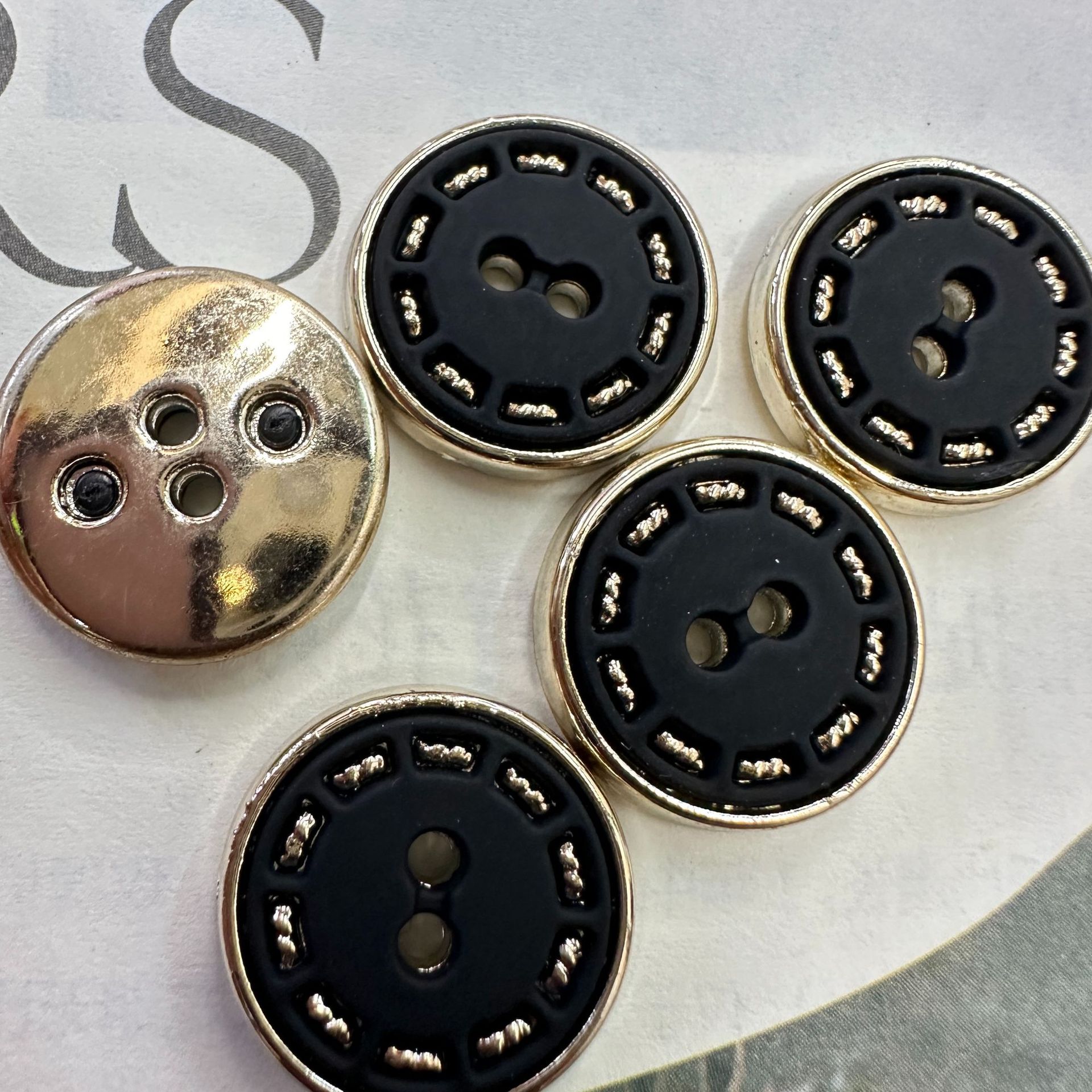 80d285a0d9746b3c09f9a348951967