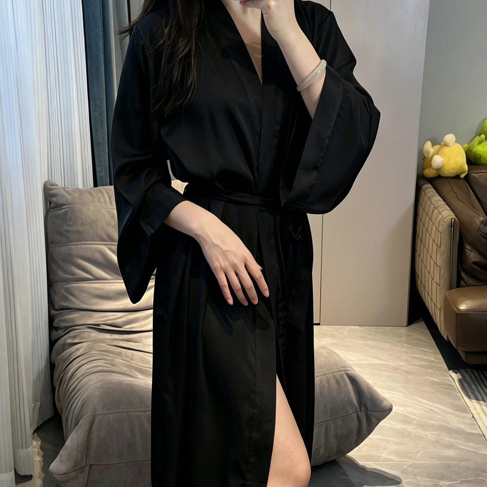 검은색