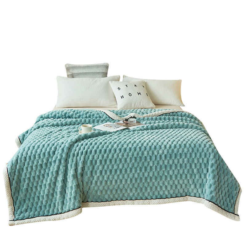 Mayorista de clase A mantas infantiles de invierno siesta de oficina sofá edredón engrosado de coral vello cubierta de bebé manta a