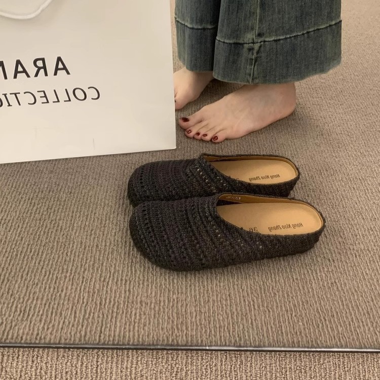 Media pantuflas de puntera transpirable hueca tejida a mano de nicho francés para mujer con zapatos muller de suela gruesa de estilo romano