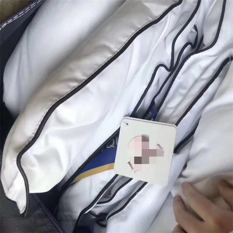 Duvet Image 5