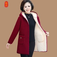 妈妈棉袄女加绒加厚冬装外套新款老年人女装中老年洋气棉服女