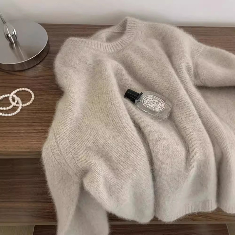 High-grade Soft Waxy Raccoon Velvet Crewneck Sweater Women's Winter Thickened Lazy Style Milk Fufu Inner Sweater Top