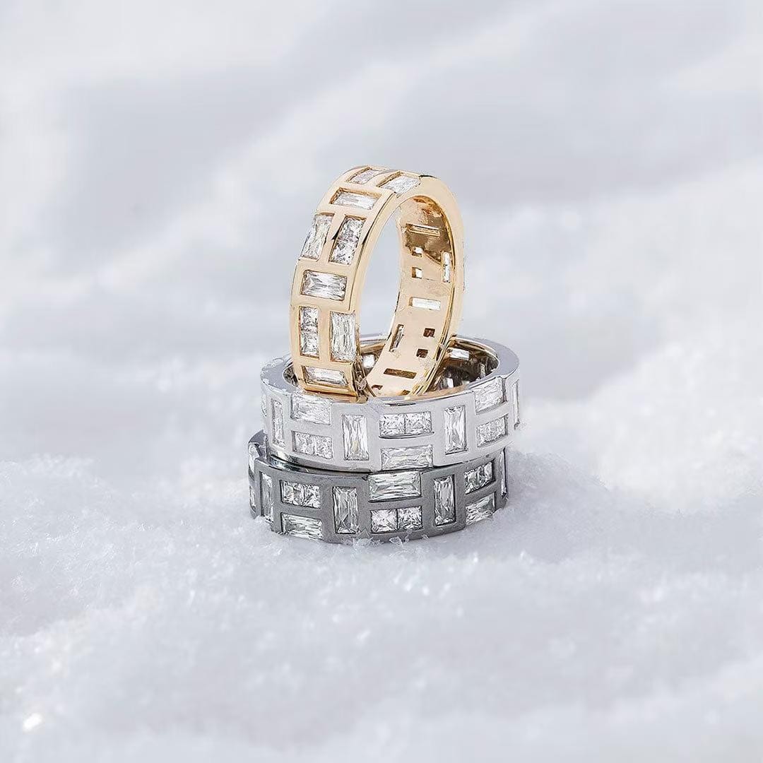 Maze black and gray ring