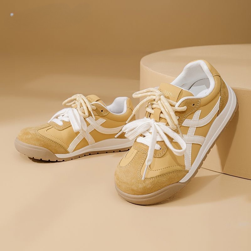 Zapatos de entrenamiento de base gruesa para mujeres 2026 nuevos zapatos deportivos casuales de primavera retro zapatos blancos versátiles zapatos Gump mujeres