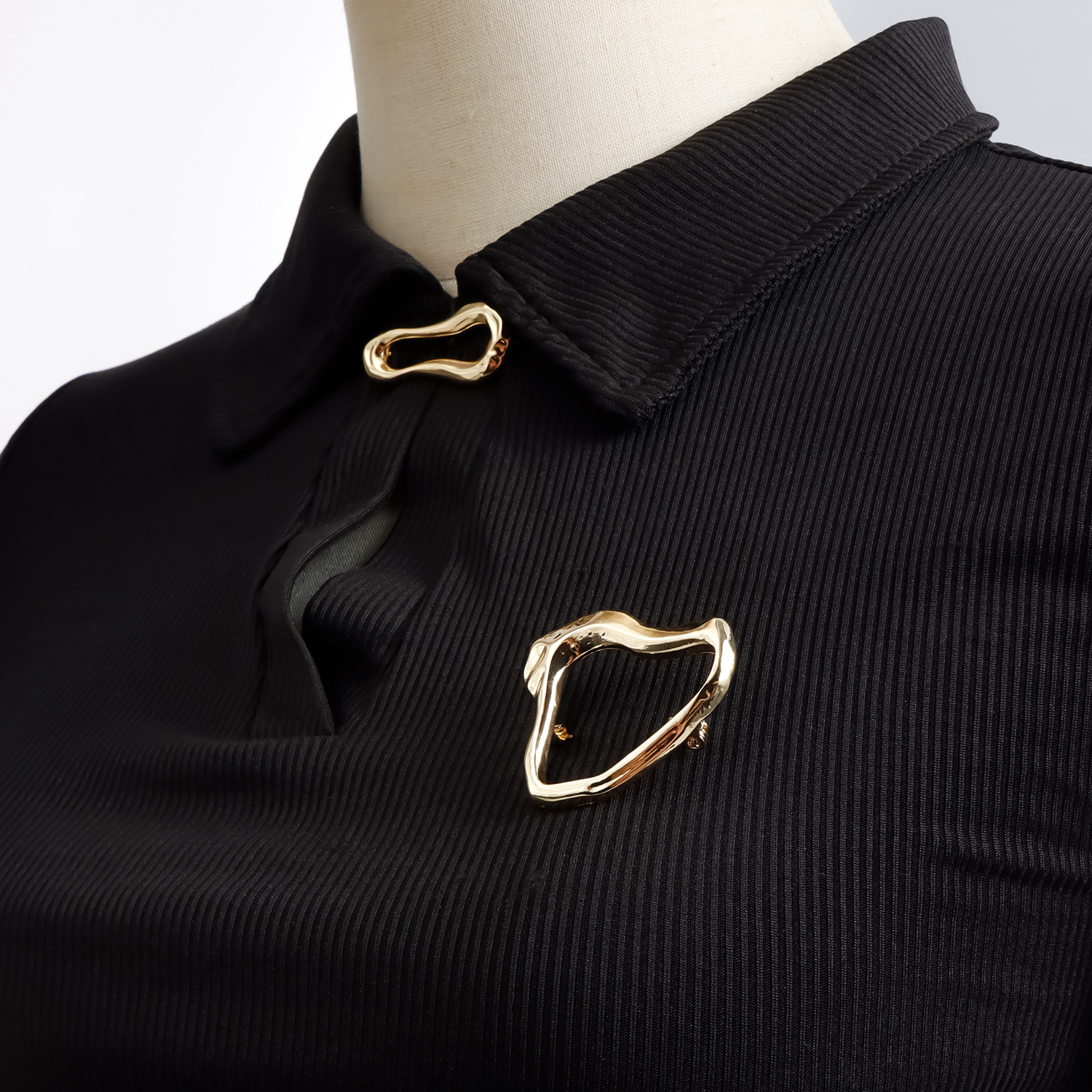 Fashionable Statement Brooch For Clothing Unique Irregular Design_voghion.com