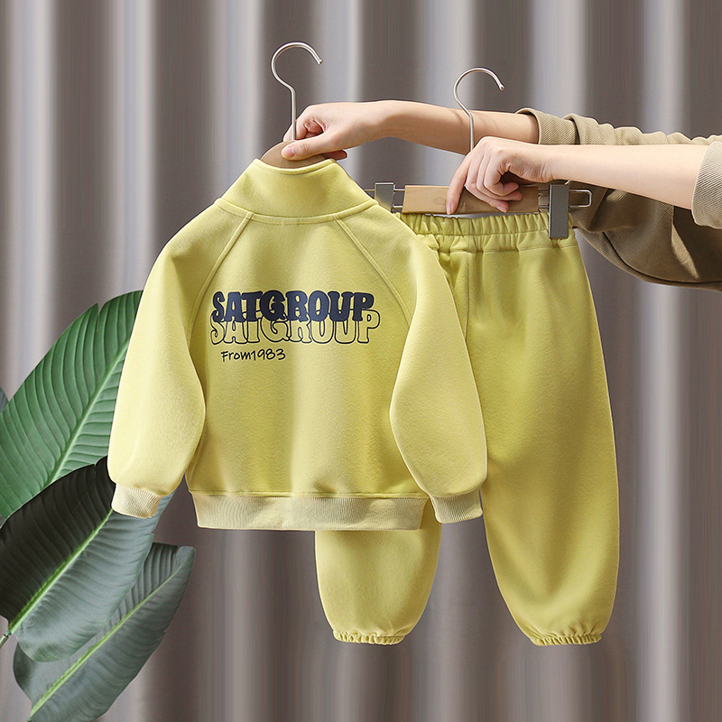 7832 traje de primavera para niños 2025 nueva moda coreana estilo occidental ropa de niño primavera y otoño suéter de dos piezas