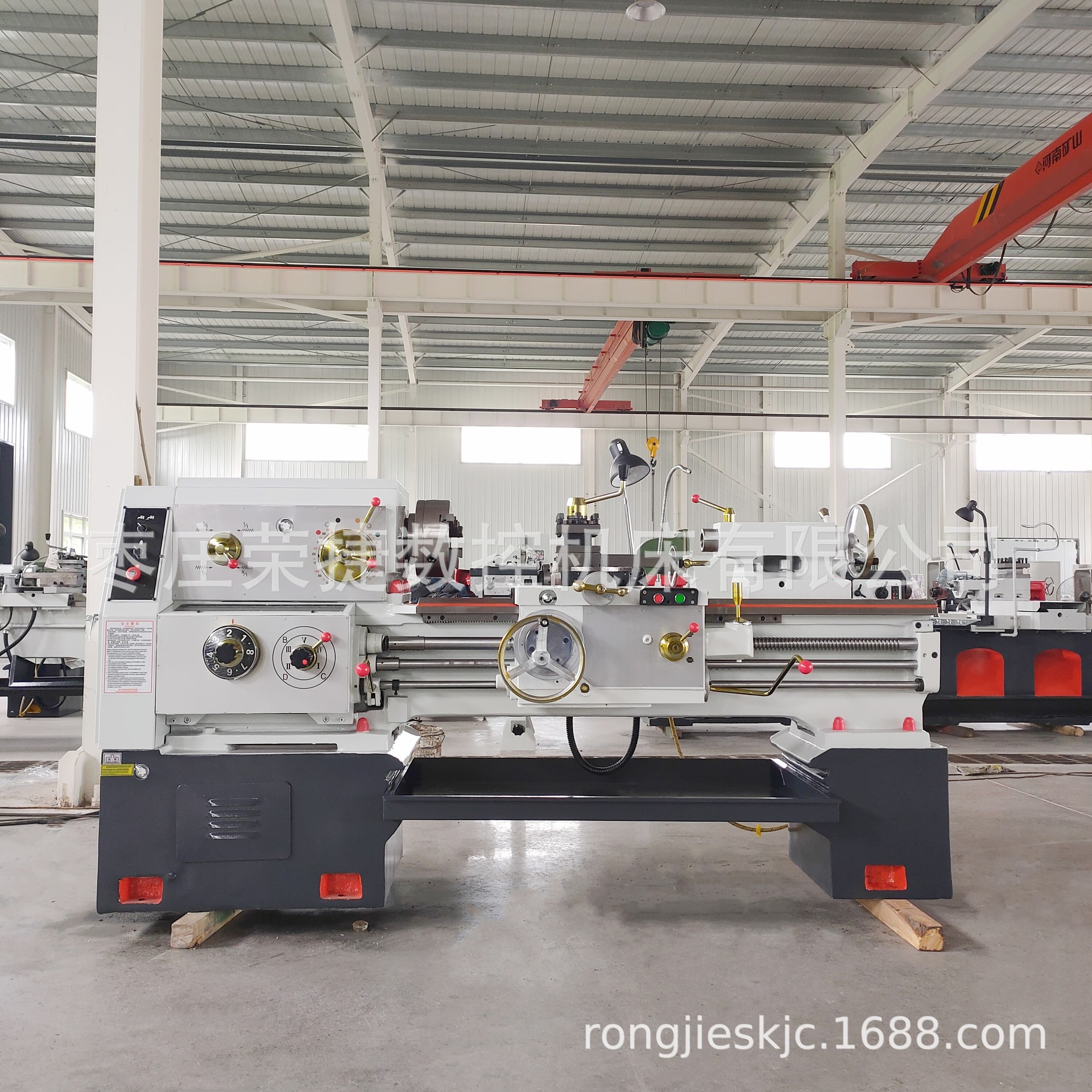 诚信经营普通车床C6140*1000可车削多种轴类配件6140沈阳机型车床