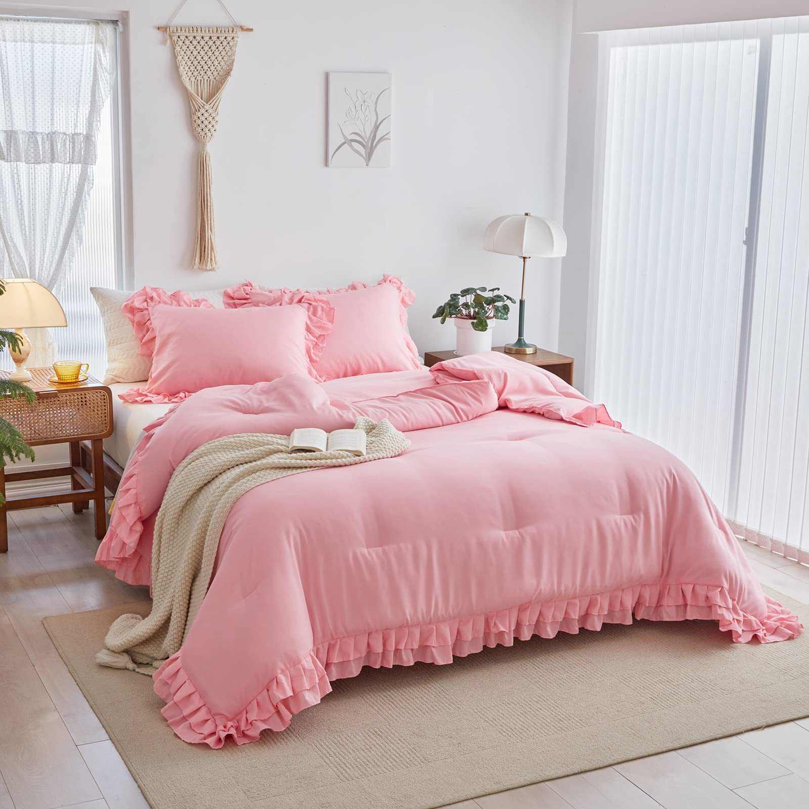 Pink Queen(1 Comforter + 2 Pil