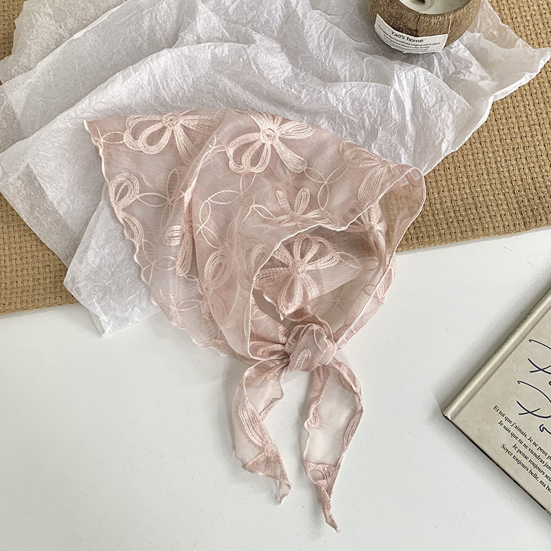 Bufanda triangular de encaje con hoja, cintura, nuevo estilo de verano, bufanda pequeña de moda de todo fósforo, bufanda de decoración pastoral femenina de verano