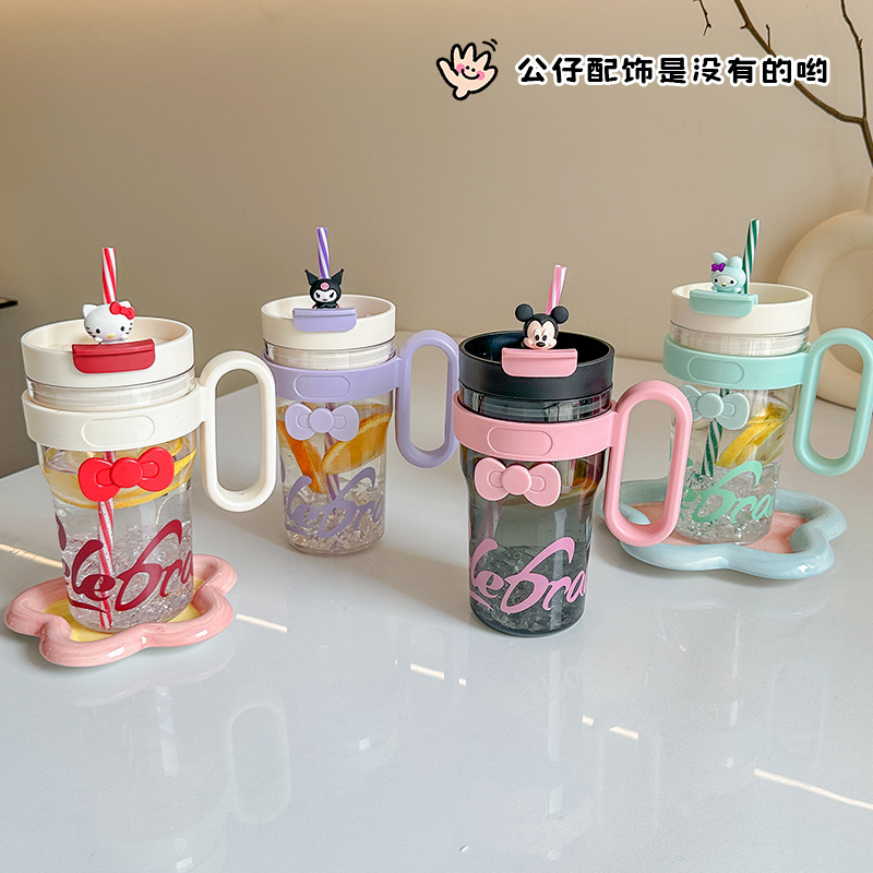 Taza de agua simple de mango de personalidad de material plástico creativo portátil doble bebida taza de paja de plástico taza de alto valor facial taza de estudiantes