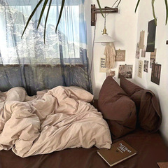 Insレトロな家庭カレー色の洗濯綿の4点セットのシンプルなシーツはベッドの上の上品な寮のシングル3点セットです。