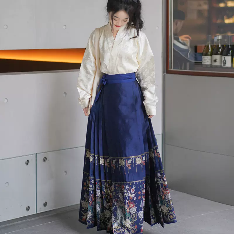 鸾羽新中式妆花马面裙明制改良飞机袖汉服套装国风日常马面裙汉服