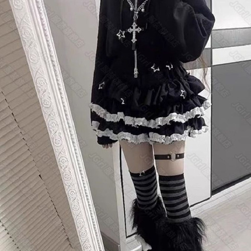 Sweet Pure Desire Style Cake Short Skirt Women's New Design Sense Ins Matchable Slimming Striped A-line Skirt One Size