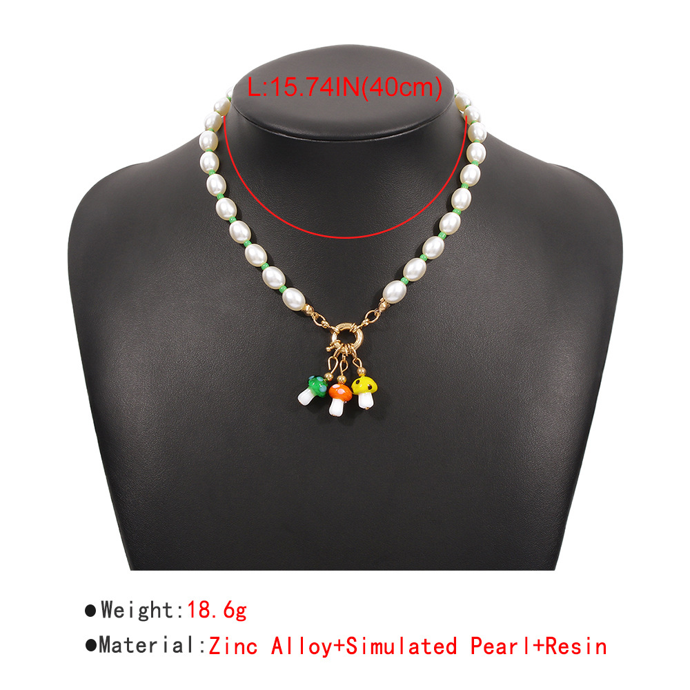 European And American Geometric Imitation Pearl Contrast Color Design Color Mushroom Necklace display picture 2