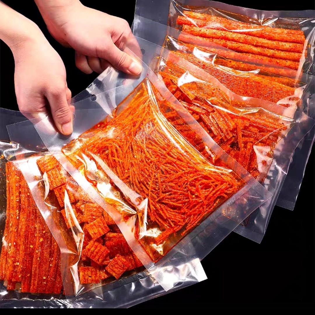 网红辣条零食批发休闲食品儿时怀旧麻辣混合大礼包月畅销爆款辣条