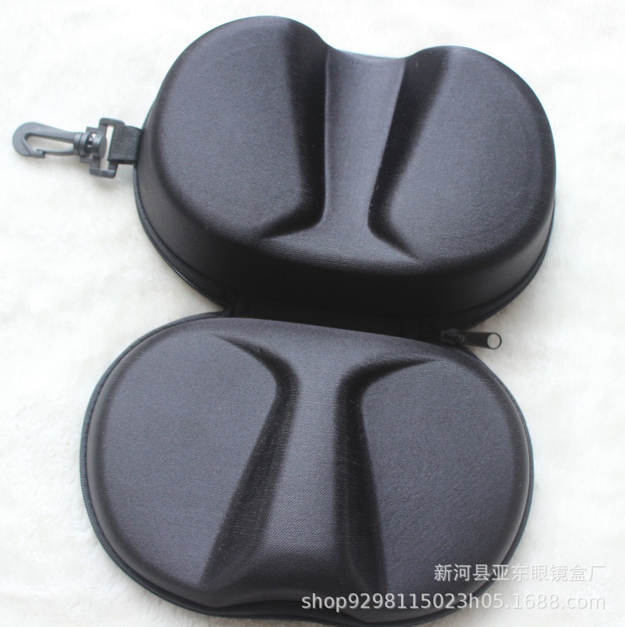 4339948800_1920012849