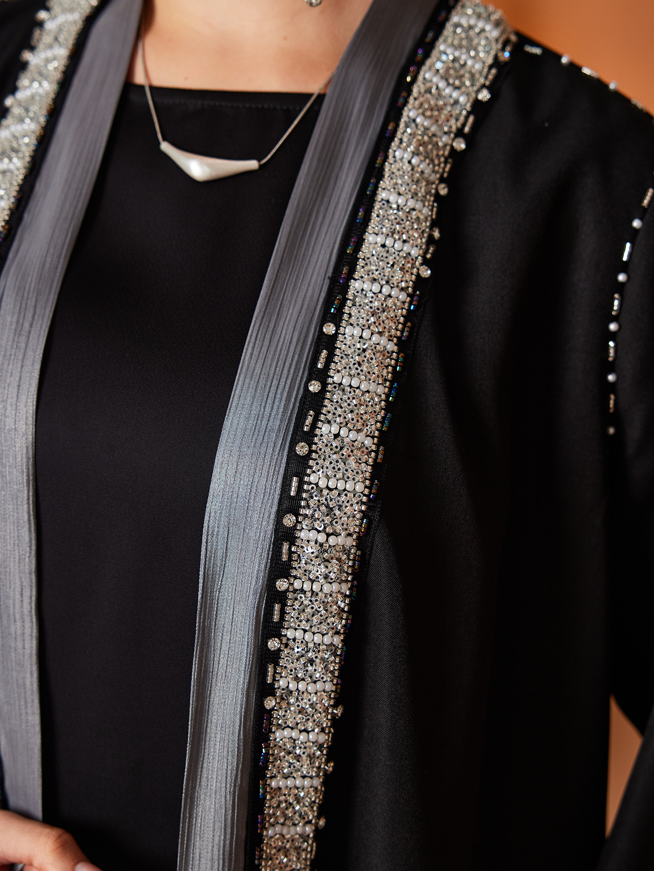 Handbesticktes Blumen Abaya Kleid Mit Strass Für Damen_voghion.com
