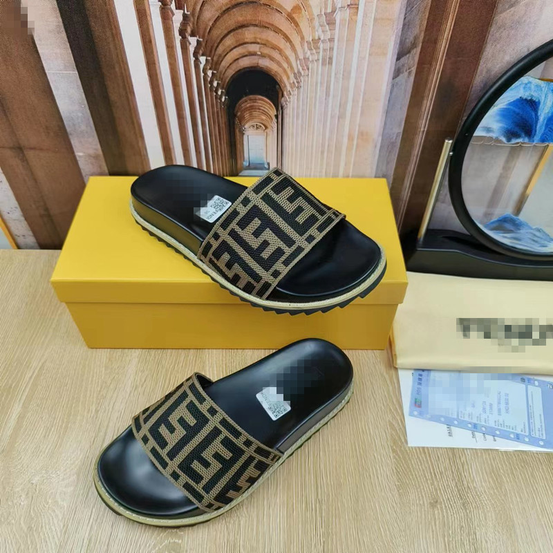 2023 verano nuevo Vietnam Camboya Nigeria sandalias de playa plana bordados hombres y mujeres zapatillas