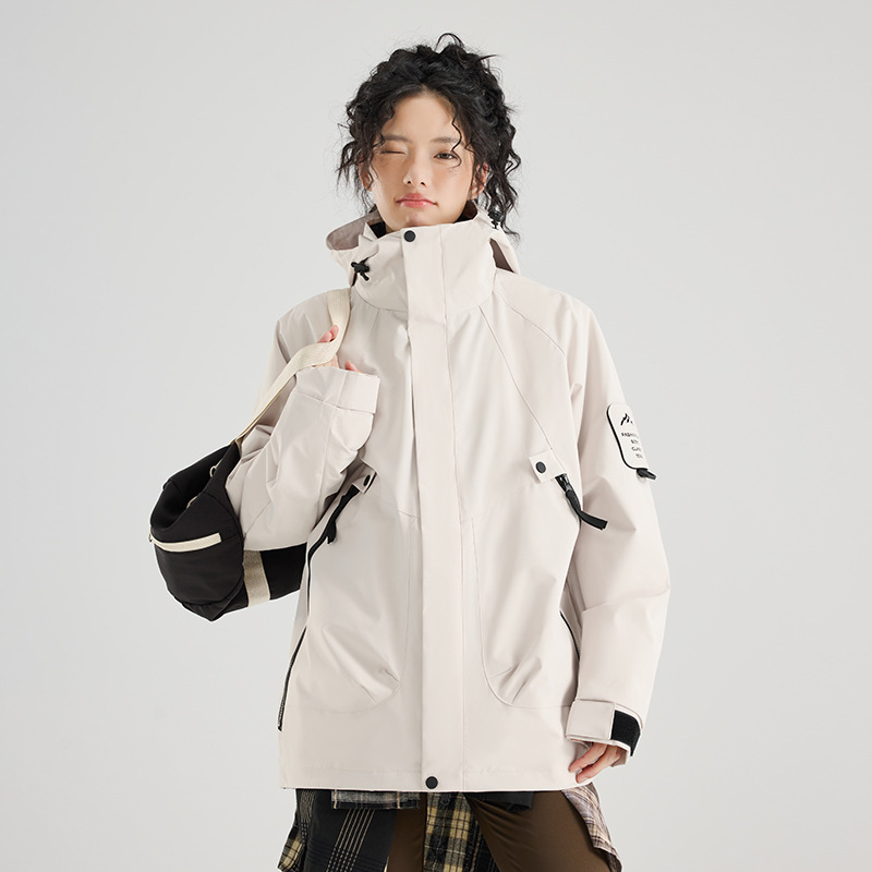 新款户外硬壳冲锋衣女三合一秋冬款连帽风衣外套防风防水登山服男|undefined